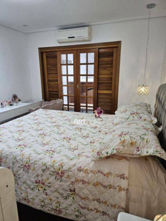 Imagem Sobrado com 3 Quartos à Venda, 200 m² em Santo André - Santo André Imagem Sobrado com 3 Quartos à Venda, 200 m² em Santo André - Santo André