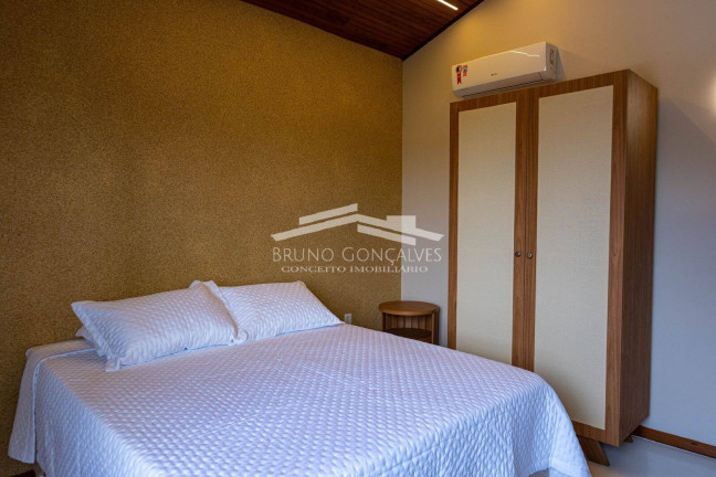 Imagem Casa com 5 Quartos à Venda, 265 m² em Outeiro Das Brisas - Porto Seguro Imagem Casa com 5 Quartos à Venda, 265 m² em Outeiro Das Brisas - Porto Seguro