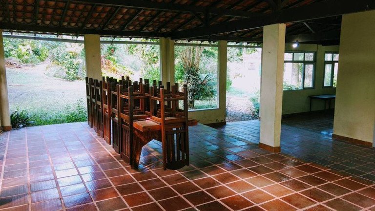 Imagem Casa com 6 Quartos à Venda, 400 m² em Camorim - Rio De Janeiro Imagem Casa com 6 Quartos à Venda, 400 m² em Camorim - Rio De Janeiro