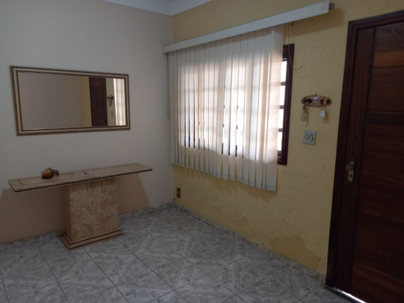 Imagem Casa com 4 Quartos à Venda,  em Jardim Russi - Taubaté