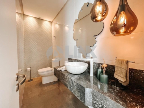 Imagem Imóvel com 3 Quartos à Venda, 341 m² em Vila Nova - Porto Alegre Imagem Imóvel com 3 Quartos à Venda, 341 m² em Vila Nova - Porto Alegre