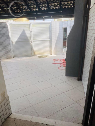 Imagem Sobrado com 2 Quartos à Venda, 75 m² em Vila Santo Antônio - Guarujá Imagem Sobrado com 2 Quartos à Venda, 75 m² em Vila Santo Antônio - Guarujá