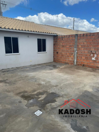 Imagem Casa com 2 Quartos à Venda, 130 m² em Registro - Feira De Santana Imagem Casa com 2 Quartos à Venda, 130 m² em Registro - Feira De Santana