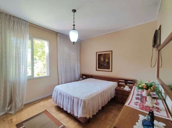 Imagem Casa com 3 Quartos à Venda, 155 m² em Vila Ipiranga - Porto Alegre Imagem Casa com 3 Quartos à Venda, 155 m² em Vila Ipiranga - Porto Alegre