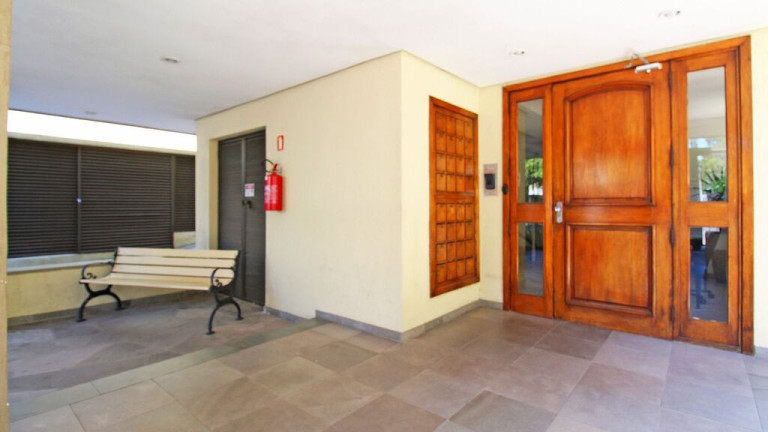 Imagem Apartamento com 2 Quartos à Venda, 56 m² em Santana - Porto Alegre