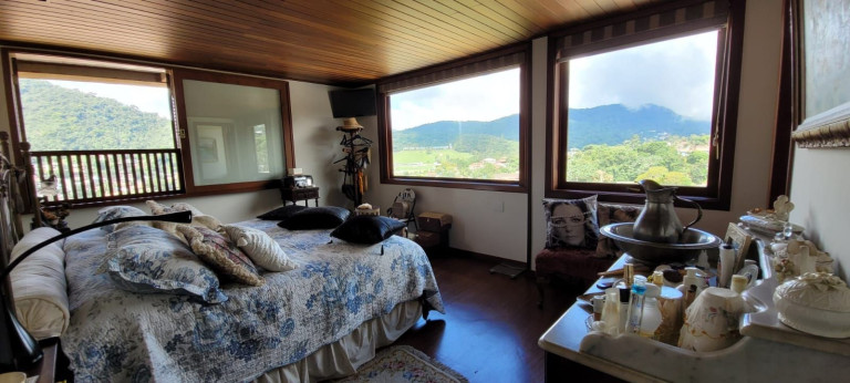 Imagem Imóvel com 6 Quartos à Venda, 221 m² em Alto - Teresópolis Imagem Imóvel com 6 Quartos à Venda, 221 m² em Alto - Teresópolis