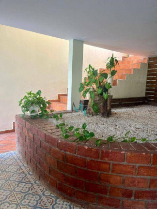 Imagem Casa com 3 Quartos à Venda, 330 m² em Campo Grande - Rio De Janeiro Imagem Casa com 3 Quartos à Venda, 330 m² em Campo Grande - Rio De Janeiro