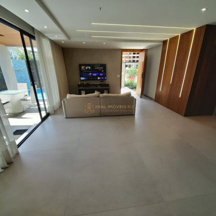 Imagem Casa com 3 Quartos à Venda, 420 m² em Vargem Pequena - Rio De Janeiro