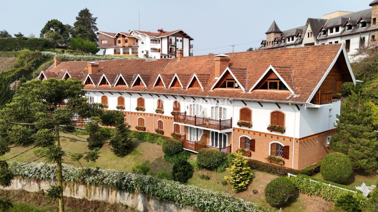 Imagem Imóvel com 3 Quartos à Venda, 132 m² em Região De Capivari - Campos Do Jordão Imagem Imóvel com 3 Quartos à Venda, 132 m² em Região De Capivari - Campos Do Jordão