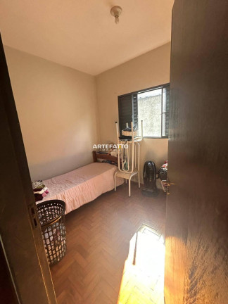 Imagem Casa com 3 Quartos à Venda, 250 m²