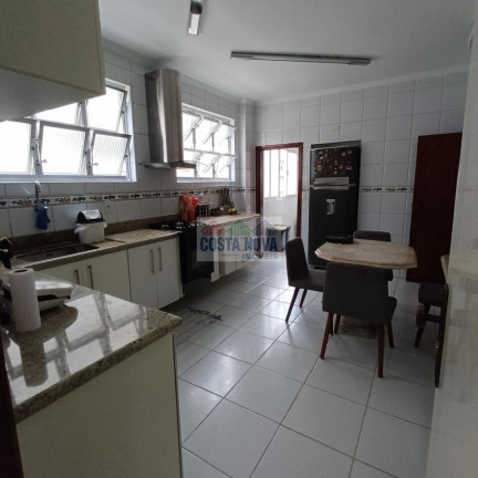 Imagem Apartamento com 3 Quartos à Venda, 208 m² Imagem Apartamento com 3 Quartos à Venda, 208 m²