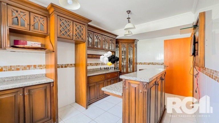 Casa com 4 Quartos à Venda, 282 m² em Chácara Das Pedras - Porto Alegre