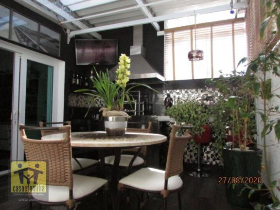 Sobrado com 3 Quartos à Venda, 223 m² em Vila Nair - Sp