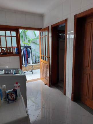 Imagem Casa com 3 Quartos à Venda, 379 m² em Vila Vianna - Cotia
