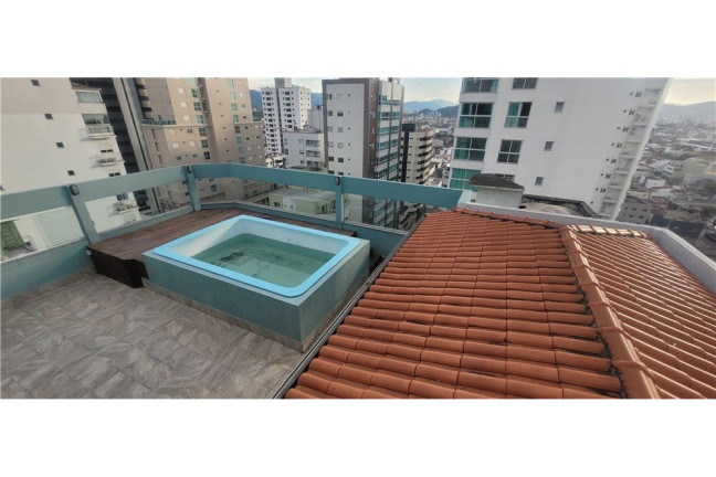 Imagem Cobertura com 6 Quartos à Venda, 420 m² em Centro - Balneário Camboriú