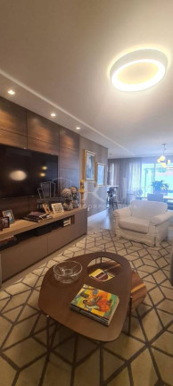 Foto do imóvel Apartamento com 3 Quartos à Venda, 225 m² em Centro - Itajaí