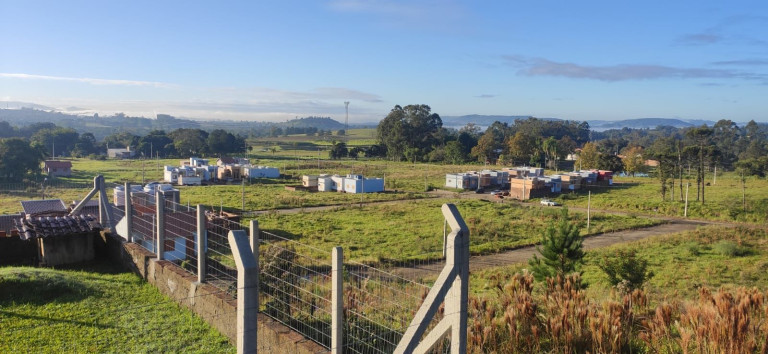 Terreno à Venda, 240 m² em Fazenda Pires - Parobé