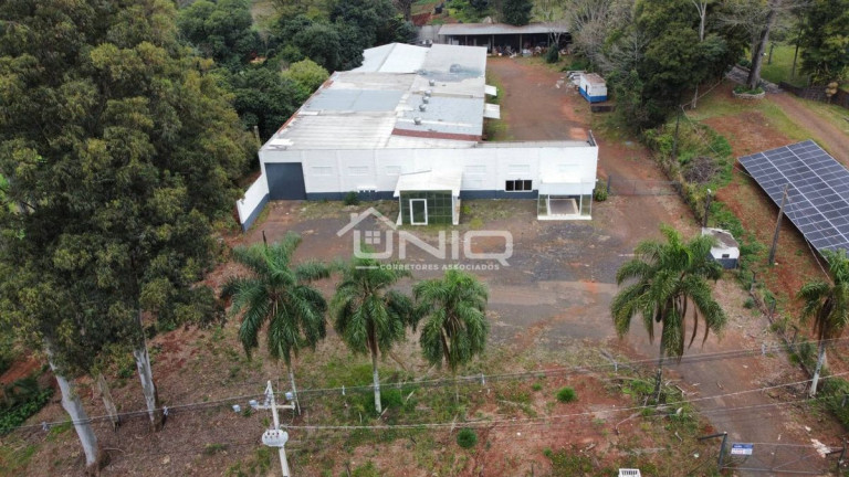 Ponto Comercial à Venda, 1.550 m² em Fraron - Pato Branco