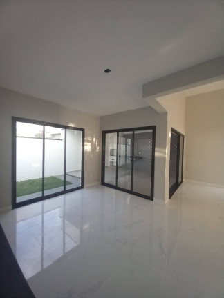 Casa com 3 Quartos à Venda, 300 m² em Piracangaguá - Taubaté