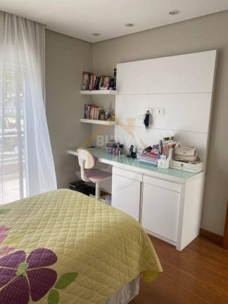 Imagem Casa com 4 Quartos à Venda, 300 m² em Alphaville - Santana De Parnaíba Imagem Casa com 4 Quartos à Venda, 300 m² em Alphaville - Santana De Parnaíba