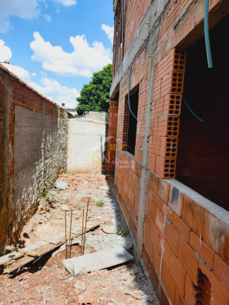 Imagem Sobrado com 3 Quartos à Venda, 120 m² em Uberaba - Curitiba Imagem Sobrado com 3 Quartos à Venda, 120 m² em Uberaba - Curitiba