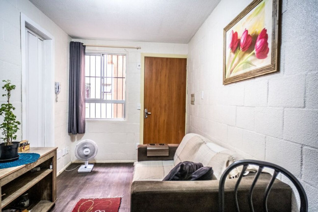 Imagem Apartamento com 2 Quartos à Venda, 38 m² em Rubem Berta - Porto Alegre