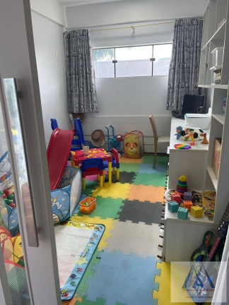 Imagem Sobrado com 3 Quartos à Venda, 215 m² em Vila Oliveira - Mogi Das Cruzes Imagem Sobrado com 3 Quartos à Venda, 215 m² em Vila Oliveira - Mogi Das Cruzes