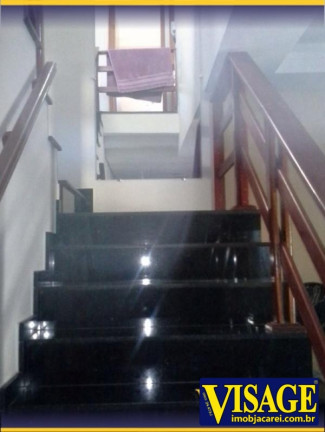 Imagem Casa com 3 Quartos à Venda, 250 m² em Vila Branca - Jacareí Imagem Casa com 3 Quartos à Venda, 250 m² em Vila Branca - Jacareí