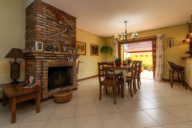 Imagem Casa com 3 Quartos à Venda, 197 m² em Hípica - Porto Alegre