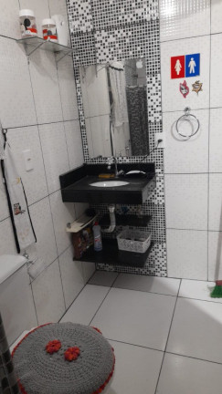 Imagem Casa com 2 Quartos à Venda, 85 m² em Turiaçu - Rio De Janeiro