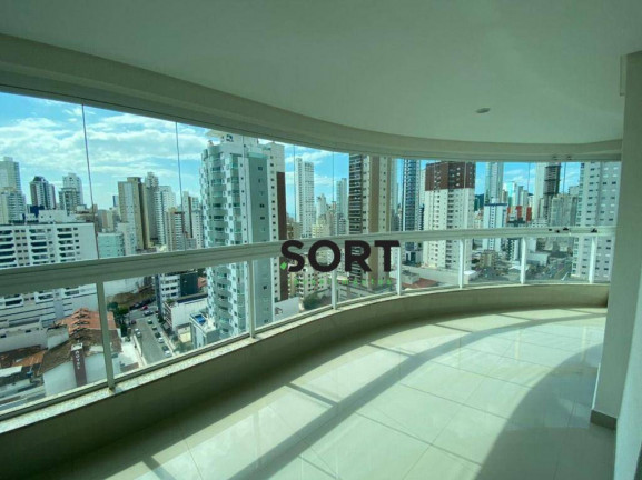 Imagem Apartamento com 3 Quartos à Venda, 139 m² em Centro - Balneário Camboriú Imagem Apartamento com 3 Quartos à Venda, 139 m² em Centro - Balneário Camboriú