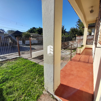 Imagem Casa com 3 Quartos à Venda, em Nossa Senhora Do Perpétuo Socorro - Santa Maria Imagem Casa com 3 Quartos à Venda, em Nossa Senhora Do Perpétuo Socorro - Santa Maria
