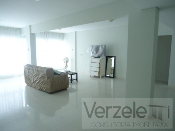 Imagem Apartamento com 4 Quartos à Venda, 200 m² em Centro - Balneário Camboriú Imagem Apartamento com 4 Quartos à Venda, 200 m² em Centro - Balneário Camboriú