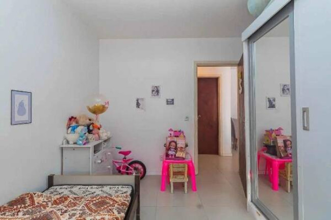 Imagem Apartamento com 2 Quartos à Venda, 73 m² em Porto Alegre Imagem Apartamento com 2 Quartos à Venda, 73 m² em Porto Alegre