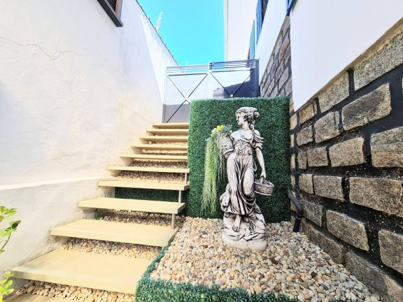 Imagem Casa com 4 Quartos à Venda, 220 m² em Itaguaçu - Florianópolis Imagem Casa com 4 Quartos à Venda, 220 m² em Itaguaçu - Florianópolis