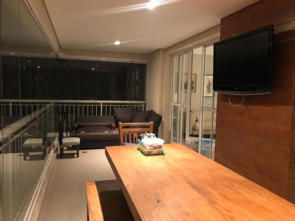 Imagem Imóvel com 4 Quartos à Venda, 223 m² em Morumbi - São Paulo Imagem Imóvel com 4 Quartos à Venda, 223 m² em Morumbi - São Paulo