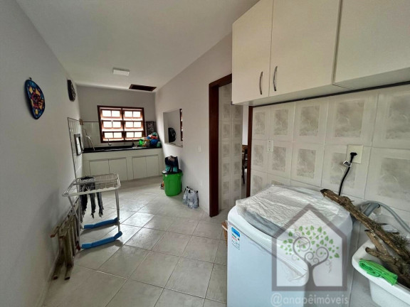 Imagem Casa com 3 Quartos à Venda, 206 m² em Carianos - Florianópolis Imagem Casa com 3 Quartos à Venda, 206 m² em Carianos - Florianópolis