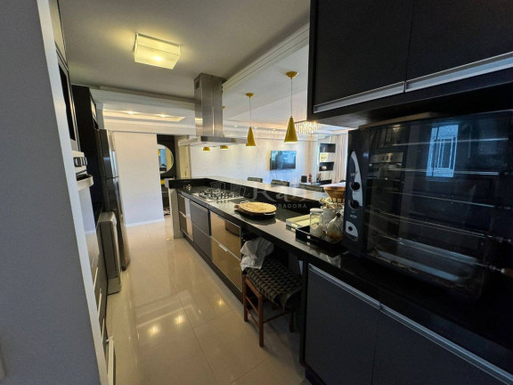 Imagem Apartamento com 3 Quartos à Venda, 108 m² em Centro - Balneário Camboriú Imagem Apartamento com 3 Quartos à Venda, 108 m² em Centro - Balneário Camboriú