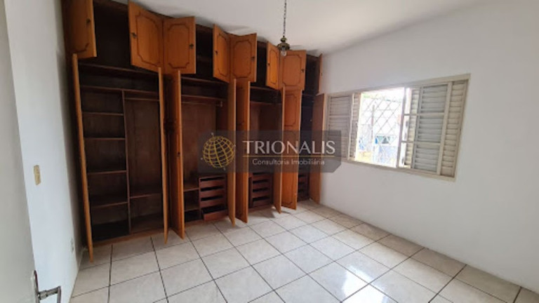 Imagem Casa com 3 Quartos à Venda, 182 m² em Atibaia Jardim - Atibaia
