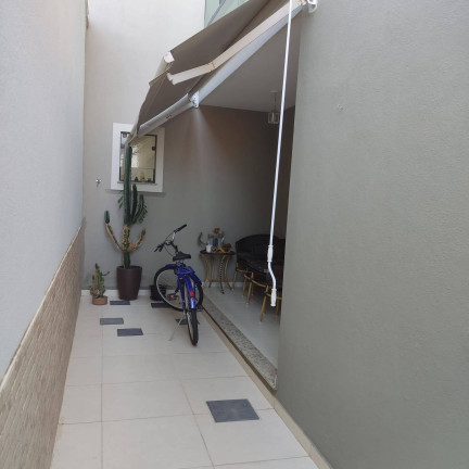 Imagem Apartamento com 2 Quartos à Venda, em Estação - São Pedro Da Aldeia Imagem Apartamento com 2 Quartos à Venda, em Estação - São Pedro Da Aldeia
