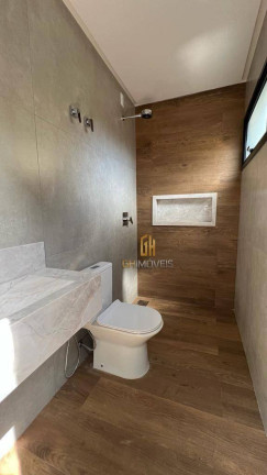 Imagem Sobrado com 4 Quartos à Venda, 277 m² em Jardins Madri - Goiânia