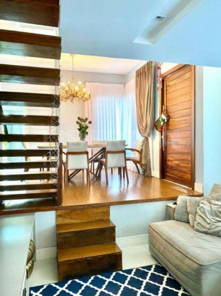 Imagem Sobrado com 3 Quartos à Venda, 220 m² em Centro - Navegantes Imagem Sobrado com 3 Quartos à Venda, 220 m² em Centro - Navegantes