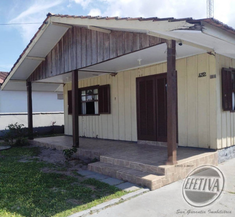 Imagem Casa com 2 Quartos à Venda, 375 m² em Piçarras - Guaratuba