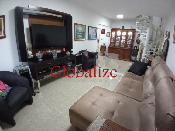 Imóvel com 2 Quartos à Venda, 266 m² em Aparecida - Santos