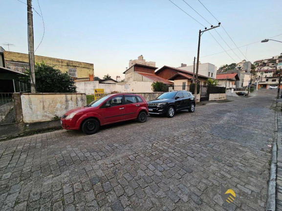 Imagem Terreno à Venda, 285 m² em Asilo - Blumenau Imagem Terreno à Venda, 285 m² em Asilo - Blumenau