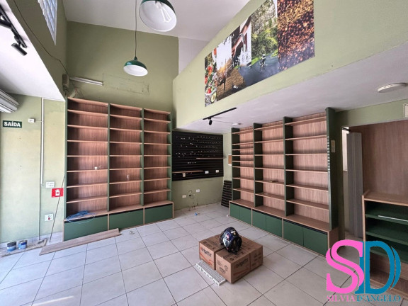 Imóvel Comercial para Alugar, 57 m² em Centro - Ubatuba