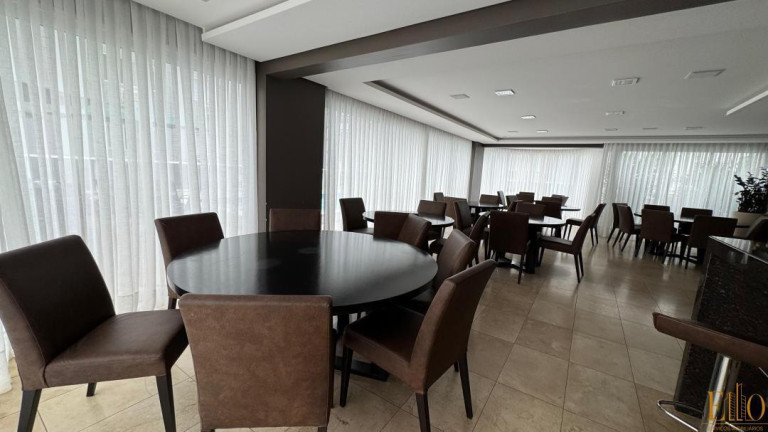 Imagem Apartamento com 3 Quartos à Venda, 135 m² em Centro - Balneário Camboriú Imagem Apartamento com 3 Quartos à Venda, 135 m² em Centro - Balneário Camboriú