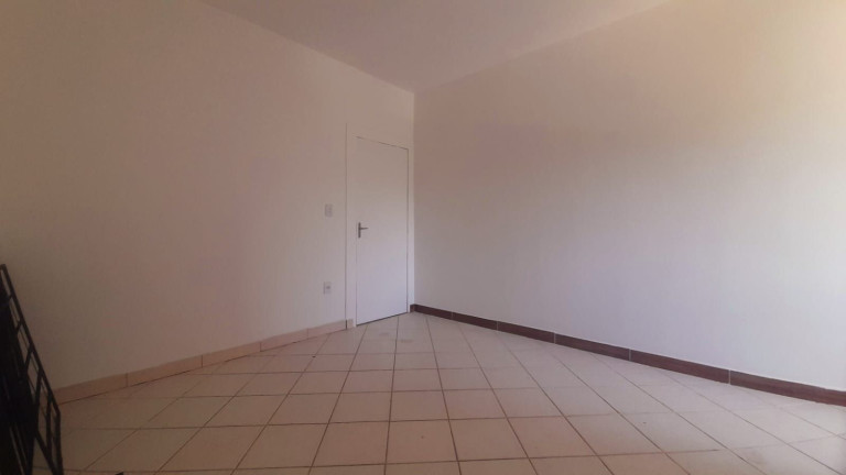Imagem Kitnet com 1 Quarto para Alugar, 27 m² em Chácara Ondas Verdes - Cotia