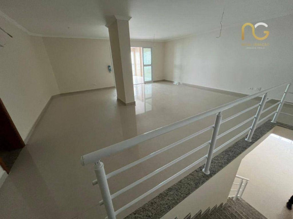 Imagem Imóvel com 4 Quartos à Venda, 230 m² em Vilamar - Praia Grande Imagem Imóvel com 4 Quartos à Venda, 230 m² em Vilamar - Praia Grande