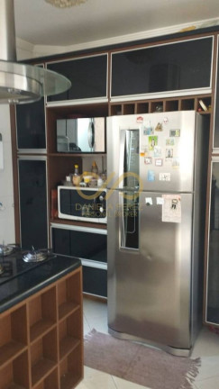 Imagem Sobrado com 4 Quartos à Venda, 200 m² em Canto Do Forte - Praia Grande Imagem Sobrado com 4 Quartos à Venda, 200 m² em Canto Do Forte - Praia Grande